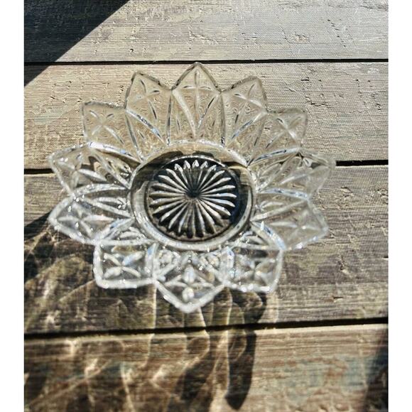 Vintage Federal Glass Petal Pattern Clear Glass Serving Bowl & Platter Flower - Picture 16 of 16